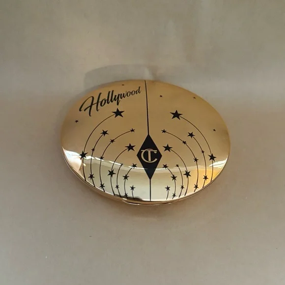 Charlotte Tilbury Glow Glide Hollywood Highlighter in Moonlit Glow - New w/Box - Picture 4 of 13